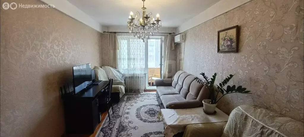 3-комнатная квартира: Каспийск, проспект М. Омарова, 4 (75 м) - Фото 1