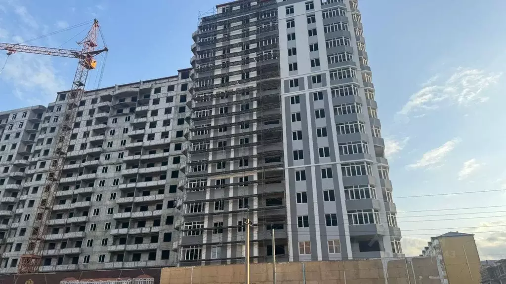 2-к кв. Дагестан, Каспийск просп. М. Омарова, 7 (87.0 м) - Фото 0