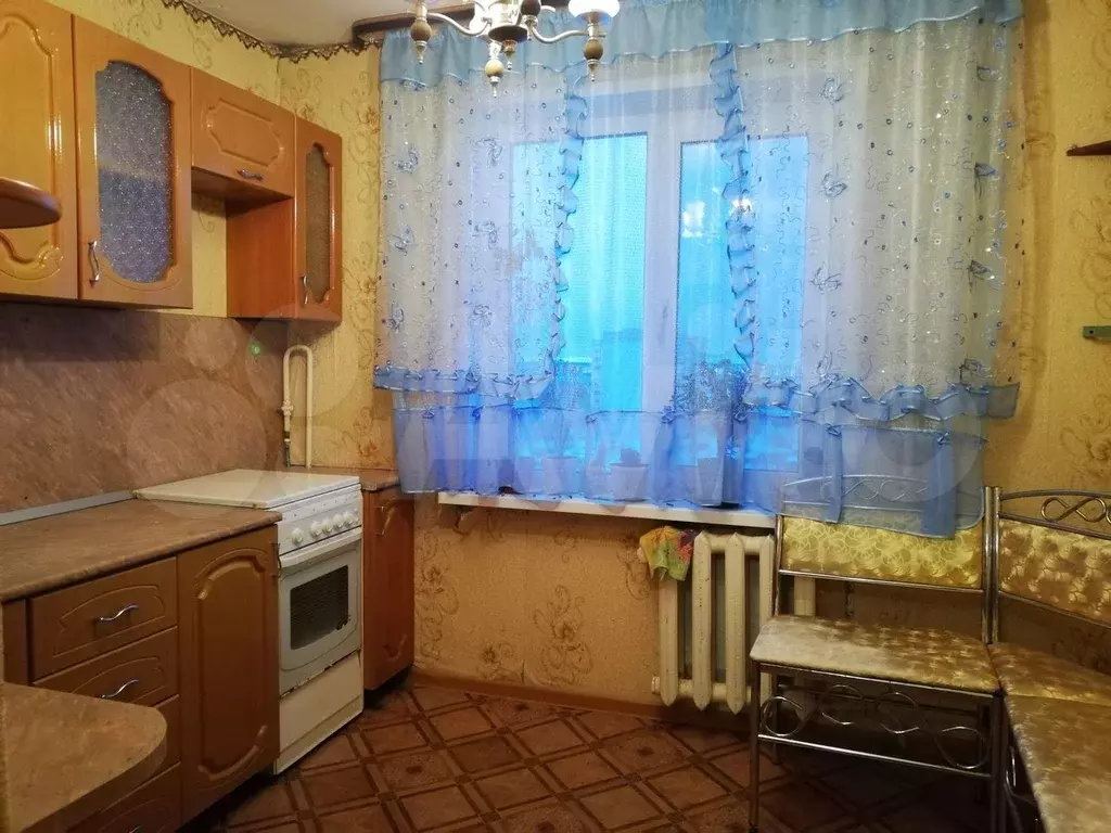 2-к. квартира, 50 м, 9/9 эт. - Фото 0