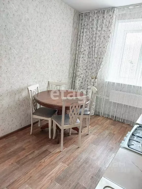 3-к кв. Иркутская область, Ангарск 10-й мкр, 42 (63.4 м) - Фото 1