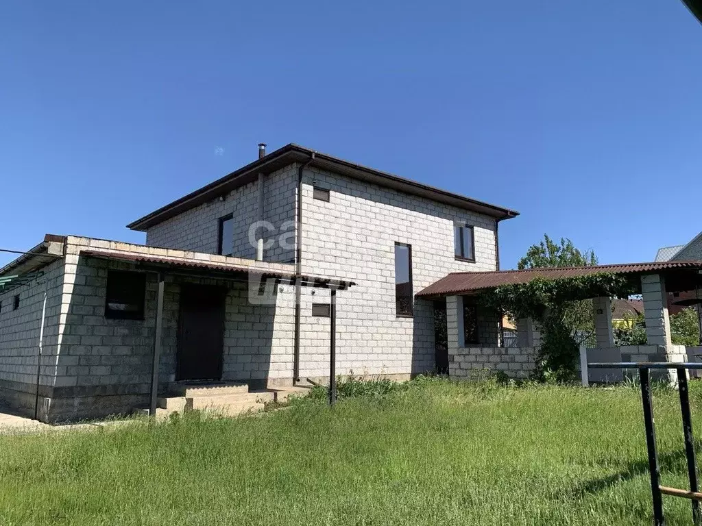 Дом в Воронежская область, Семилукский район, с. Губарево ул. Мира, 8 ... - Фото 2