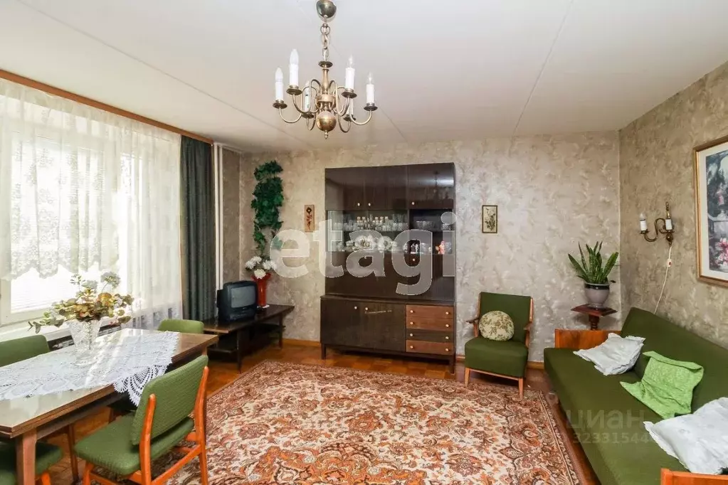 2-к кв. Тюменская область, Тюмень Профсоюзная ул., 68 (77.0 м) - Фото 1