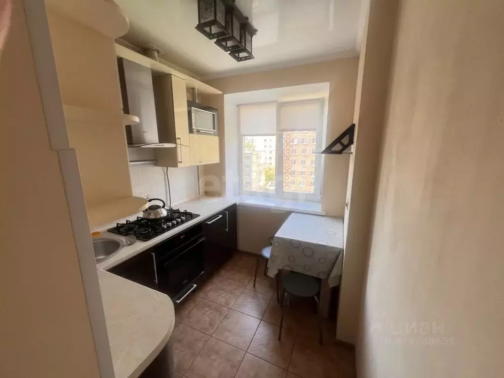 2-к кв. Калужская область, Калуга ул. Кирова, 80 (42.9 м) - Фото 1