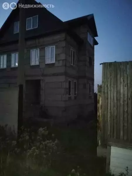 Дом в село Супсех, улица Виктора Шишкина (307 м) - Фото 2