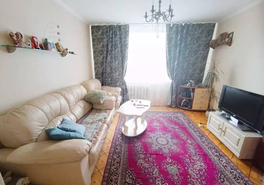 3-к кв. Курская область, Курск ул. Димитрова, 37Б (62.0 м) - Фото 1