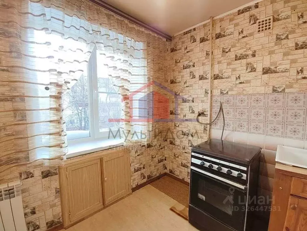 3-к кв. Белгородская область, Губкин ул. Лазарева, 6 (51.3 м) - Фото 1