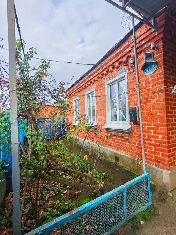 Дом в Краснодарский край, Усть-Лабинск пер. Московский (50 м) - Фото 0