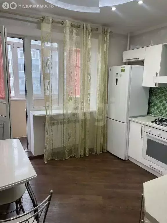 1-комнатная квартира: Аксай, Садовая улица, 31 (41 м) - Фото 0