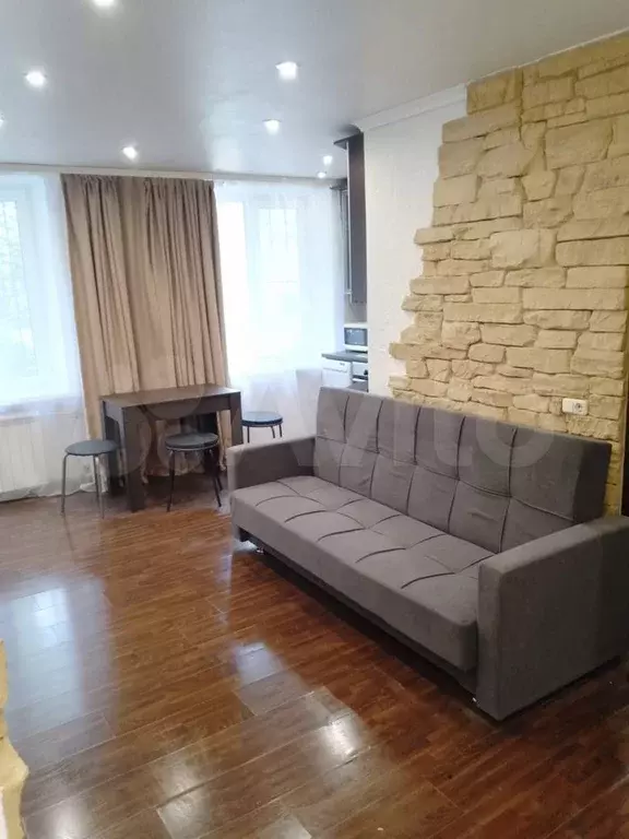 3-к. квартира, 60 м, 1/5 эт. - Фото 0