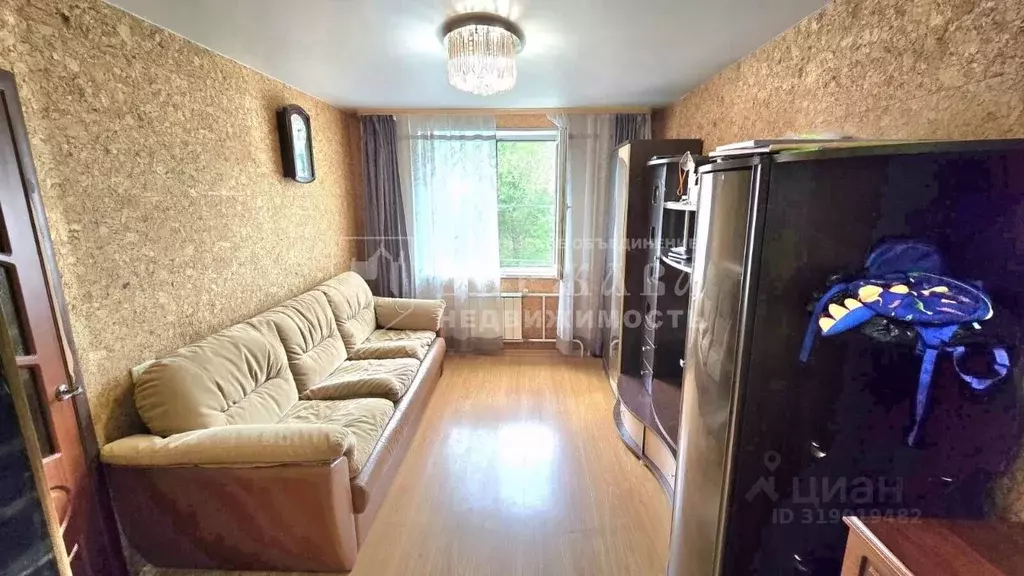 1-к кв. Кемеровская область, Кемерово ул. Александрова, 8 (31.0 м) - Фото 0