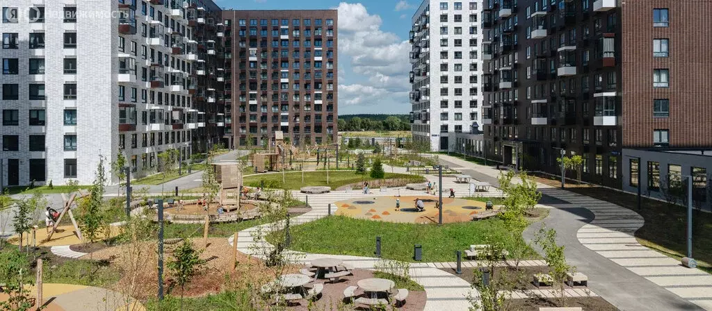 2-комнатная квартира: городской посёлок Янино-1, жилой комплекс ... - Фото 1