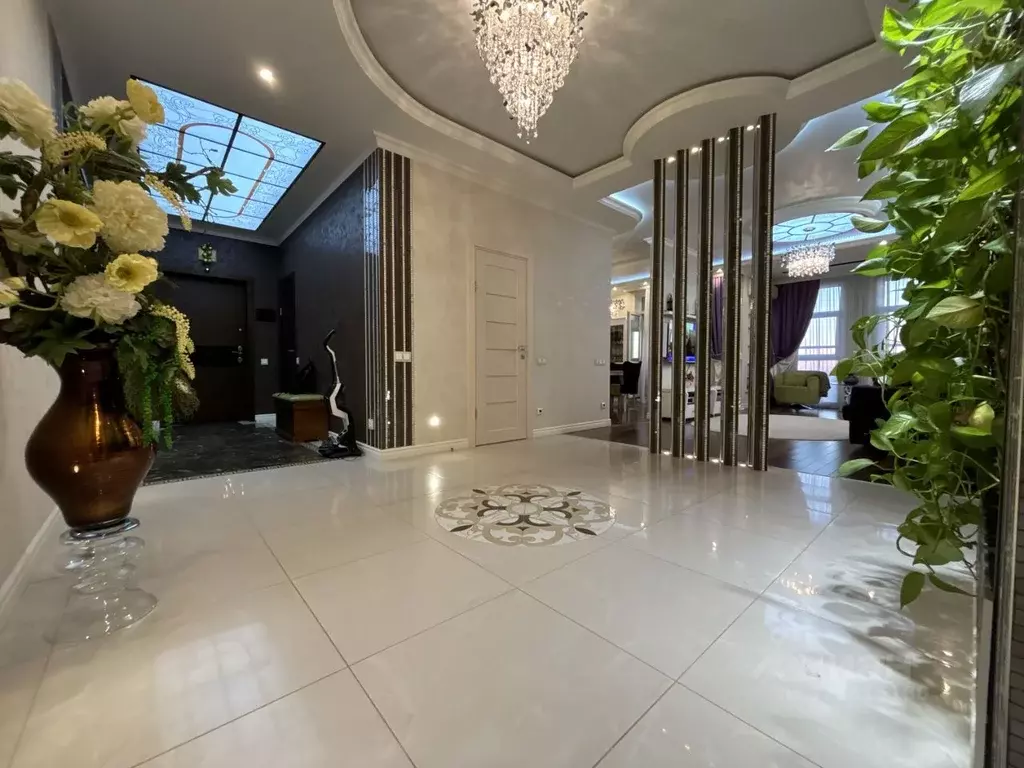 4-к кв. Пермский край, Пермь ул. Революции, 21Б (137.1 м) - Фото 2