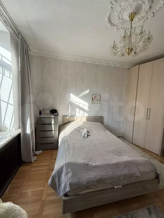 Комната 15 м в 3-к., 2/5 эт. - Фото 1