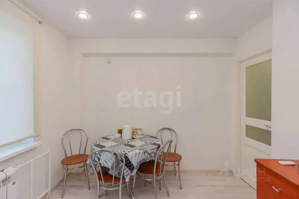 2-к кв. Иркутская область, Ангарск 18-й мкр, 7 (50.0 м) - Фото 0