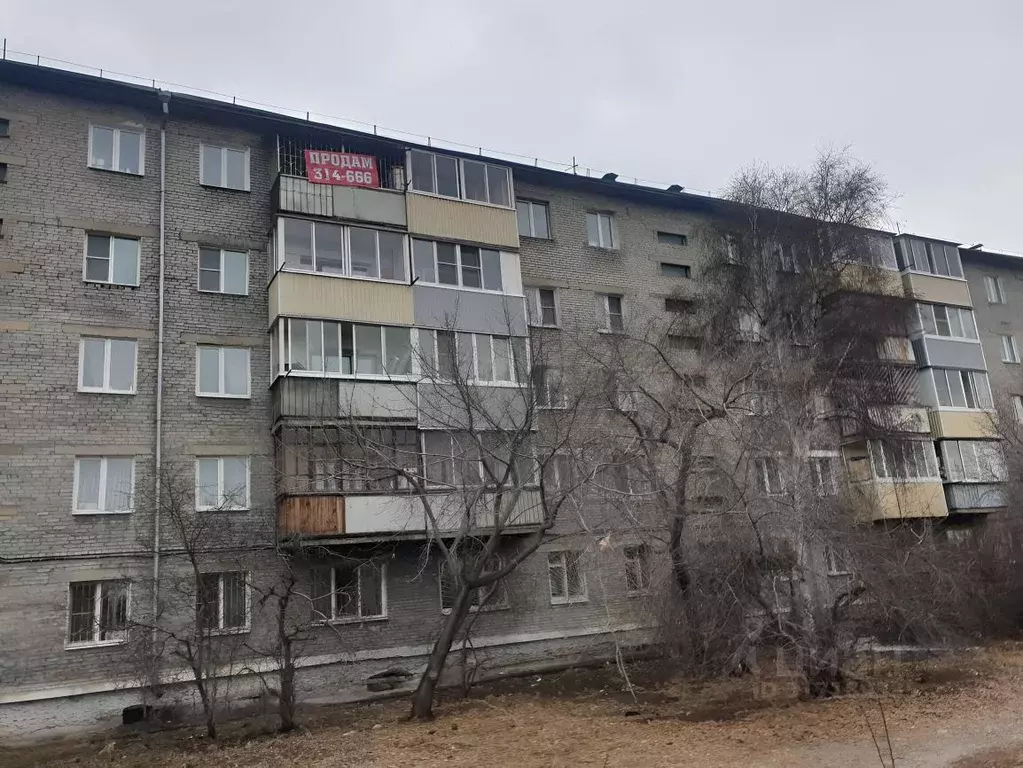 3-к кв. Бурятия, Улан-Удэ ул. Трубачеева, 12 (56.6 м) - Фото 0