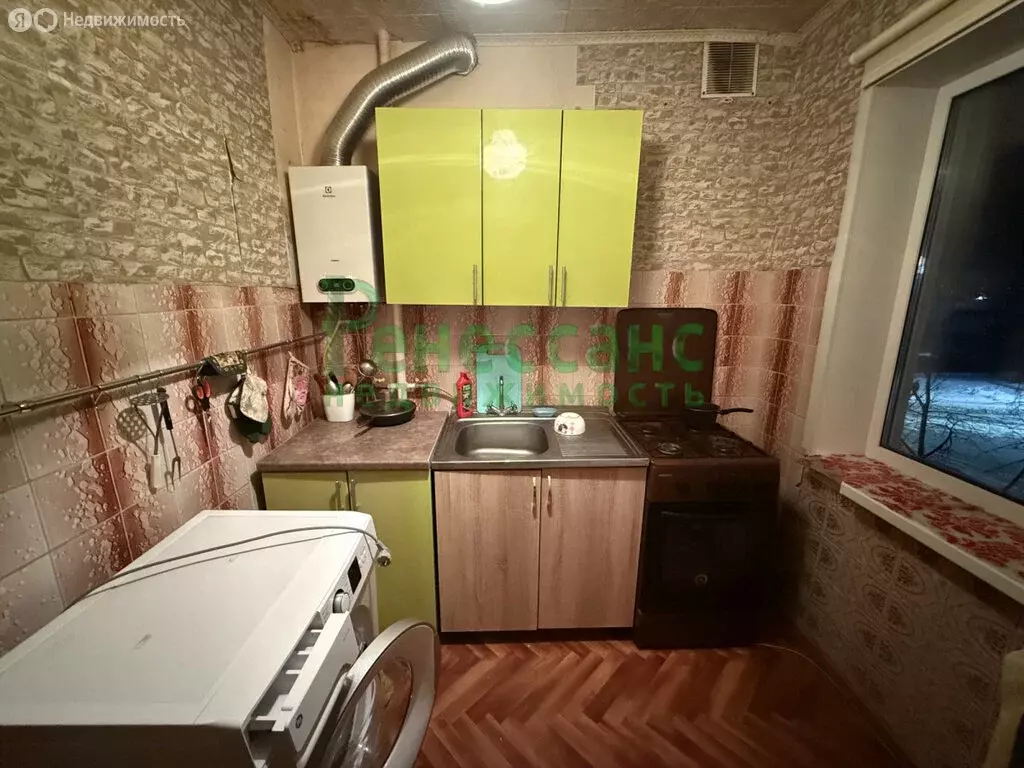 3-комнатная квартира: Брянск, улица Шолохова, 47 (55.1 м) - Фото 1