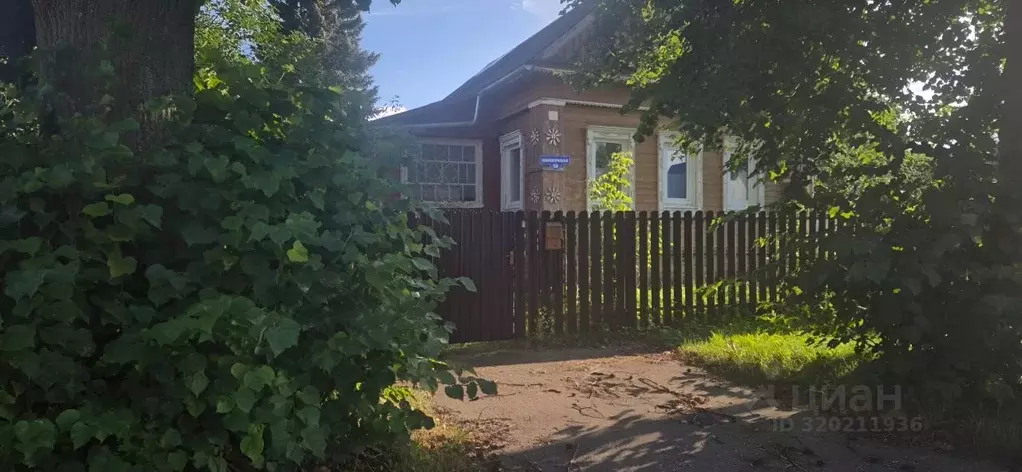 Дом в Тверская область, Конаковский муниципальный округ, д. Мокшино ... - Фото 1