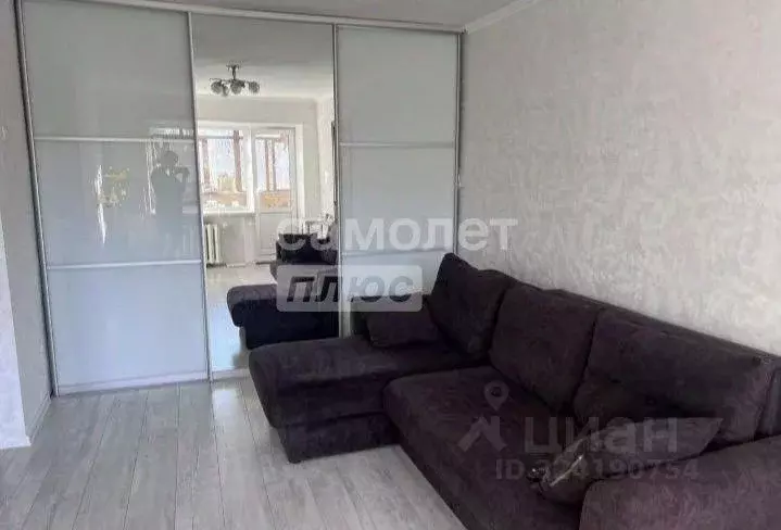 2-к кв. Тюменская область, Тюмень Жигулевская ул., 3 (42.0 м) - Фото 1