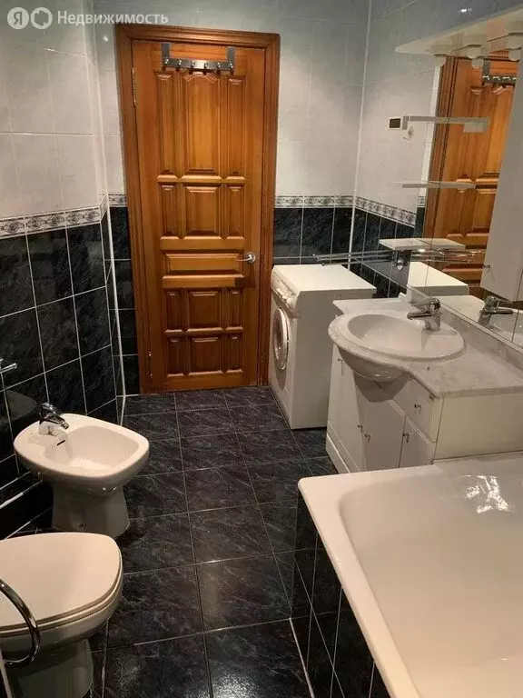 3-комнатная квартира: Уфа, улица Ахметова, 316/3 (80 м) - Фото 0