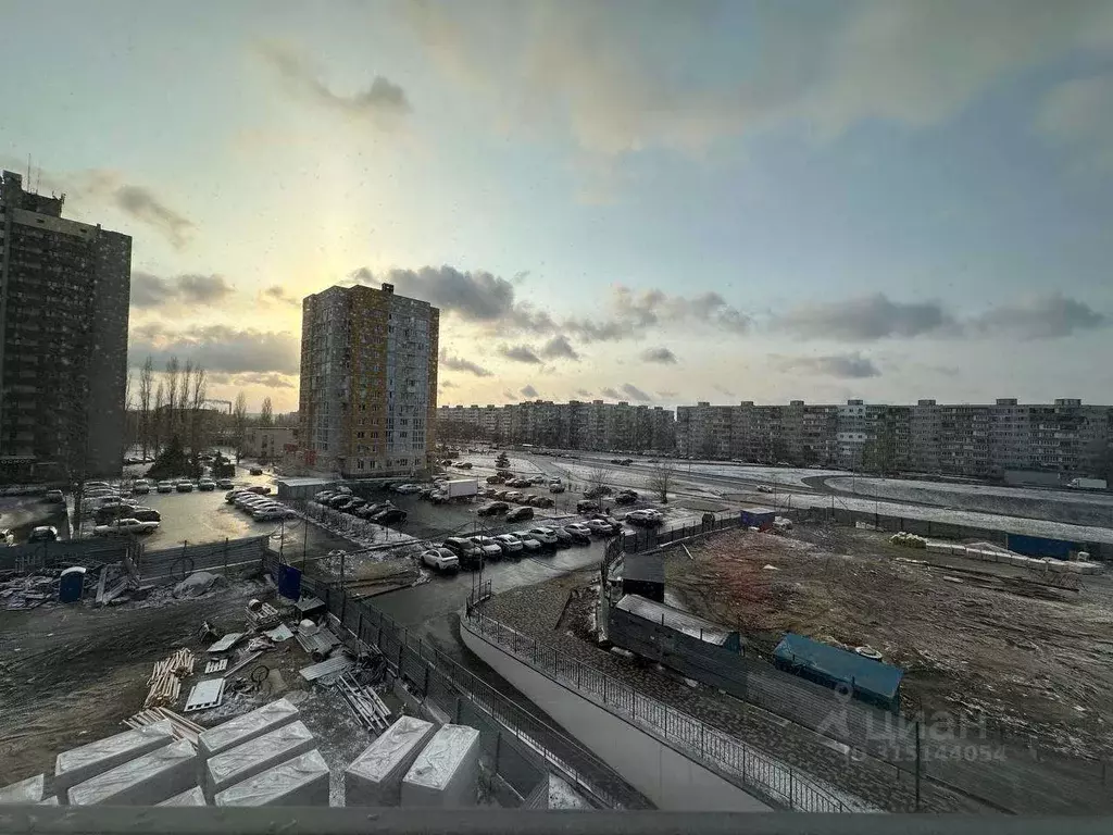 1-к кв. Белгородская область, Старый Оскол Космос мкр, 11А (55.5 м) - Фото 0