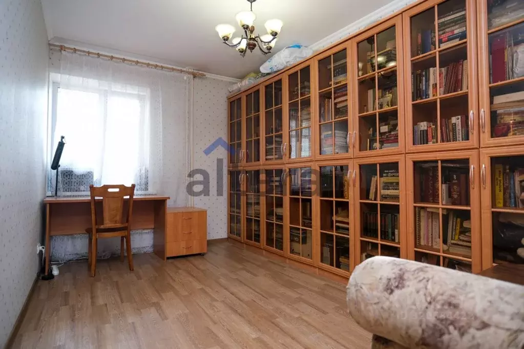 4-к кв. Татарстан, Казань ул. Космонавтов, 44 (120.6 м) - Фото 0