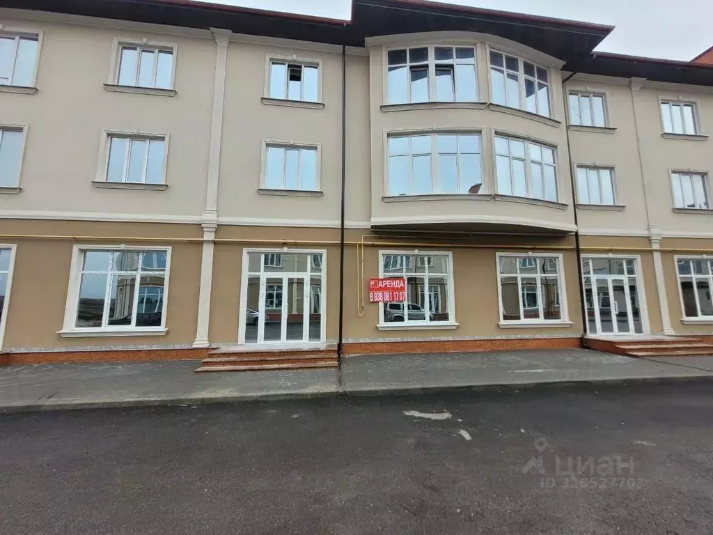 Торговая площадь в Кабардино-Балкария, Баксан бул. Олимпийский (92 м) - Фото 1