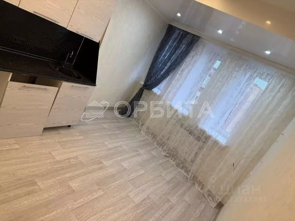 2-к кв. Тюменская область, Тюмень Паровозная ул., 9 (54.0 м) - Фото 2