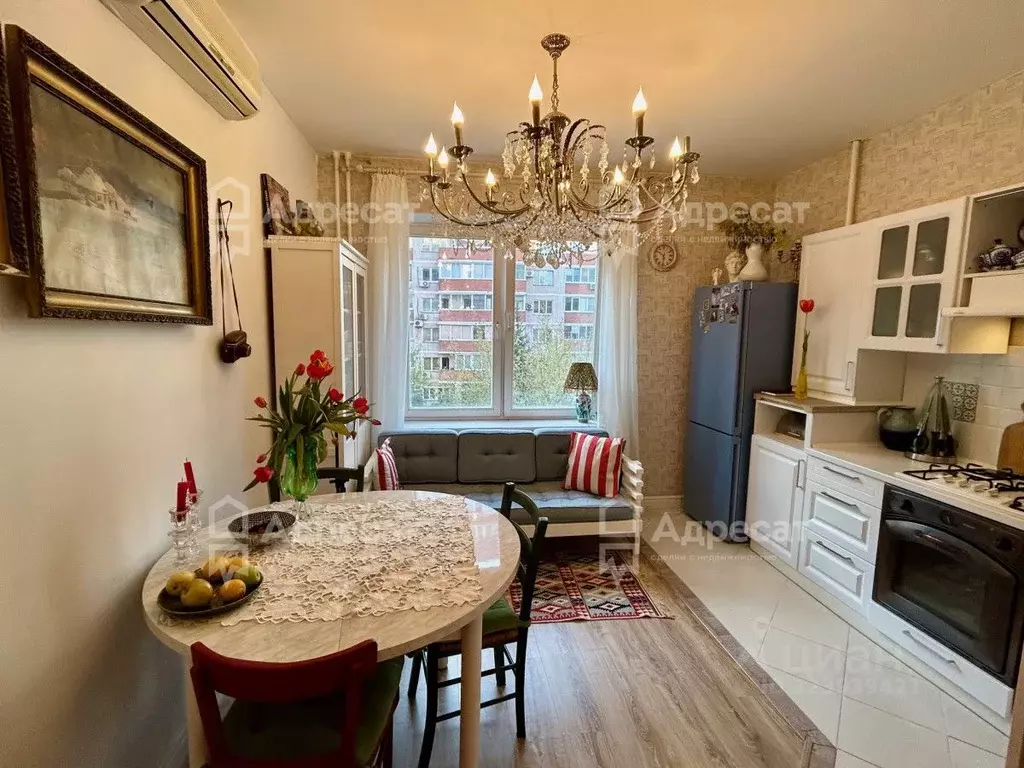 3-к кв. Волгоградская область, Волгоград Двинская ул., 11А (76.8 м) - Фото 1