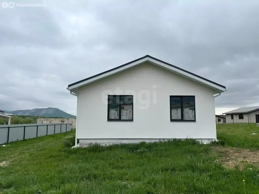 Дом в Доброе, улица Яшлык (70 м) - Фото 1