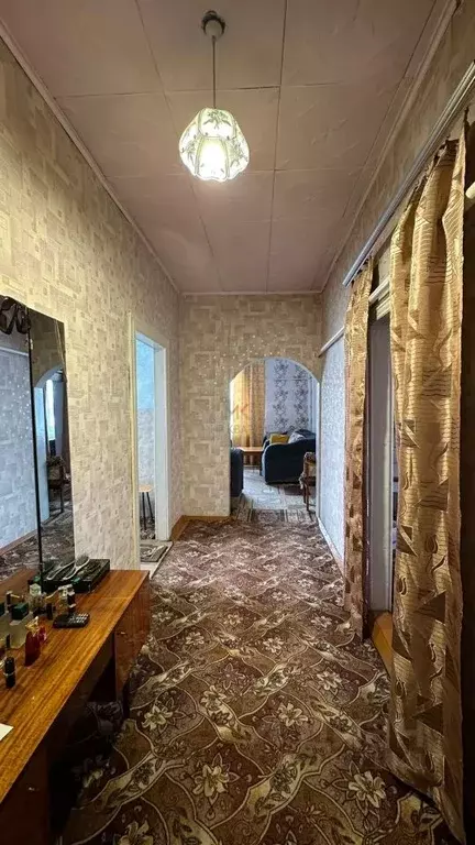 Дом в Красноярский край, Ермаковский сельсовет, с. Ермаковское ул. ... - Фото 2