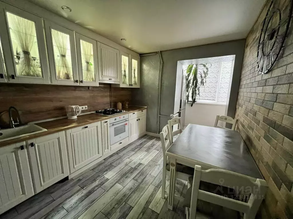 2-к кв. Адыгея, Майкоп Пионерская ул., 494 (51.0 м) - Фото 1