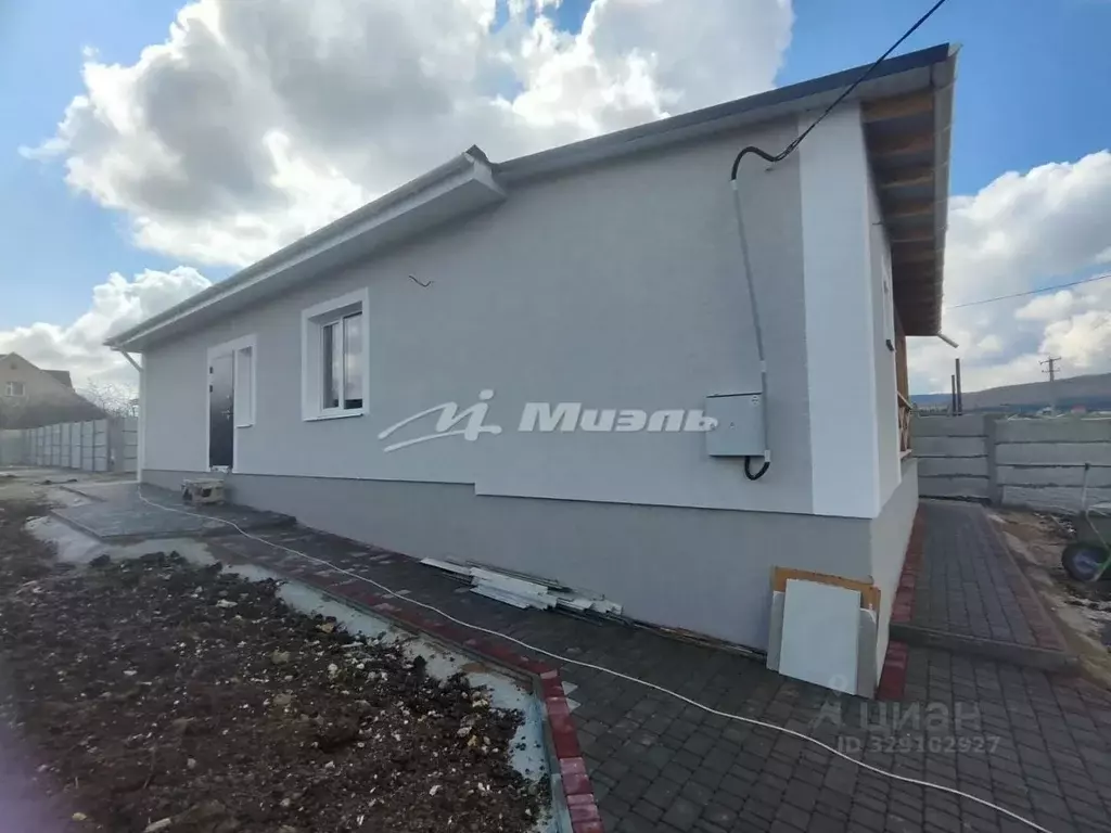 Дом в Крым, Симферопольский район, с. Доброе ул. Яблоневая, 5 (120 м) - Фото 2