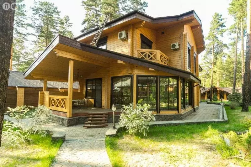 Дом в Иркутский муниципальный округ, деревня Новолисиха (432 м) - Фото 0