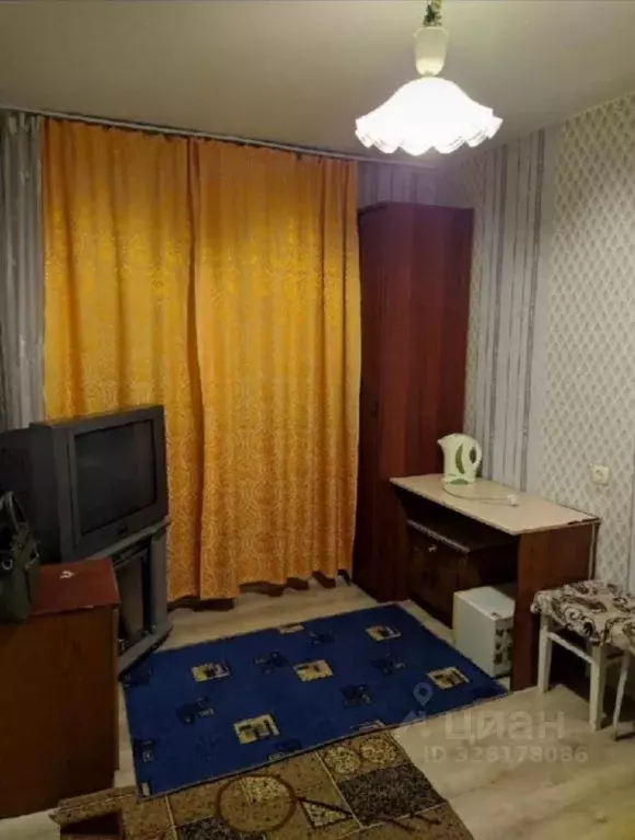 Комната Челябинская область, Челябинск ул. Молодогвардейцев, 64а (10.0 ... - Фото 1