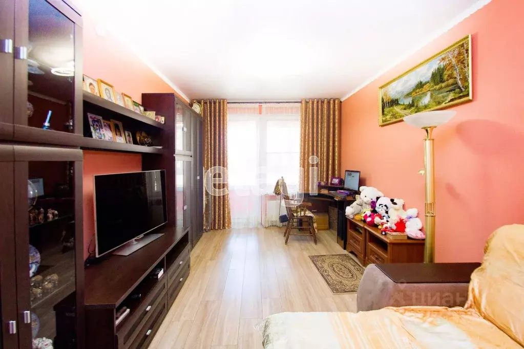 3-к кв. Калужская область, Калуга ул. 65 лет Победы, 15 (88.6 м) - Фото 2