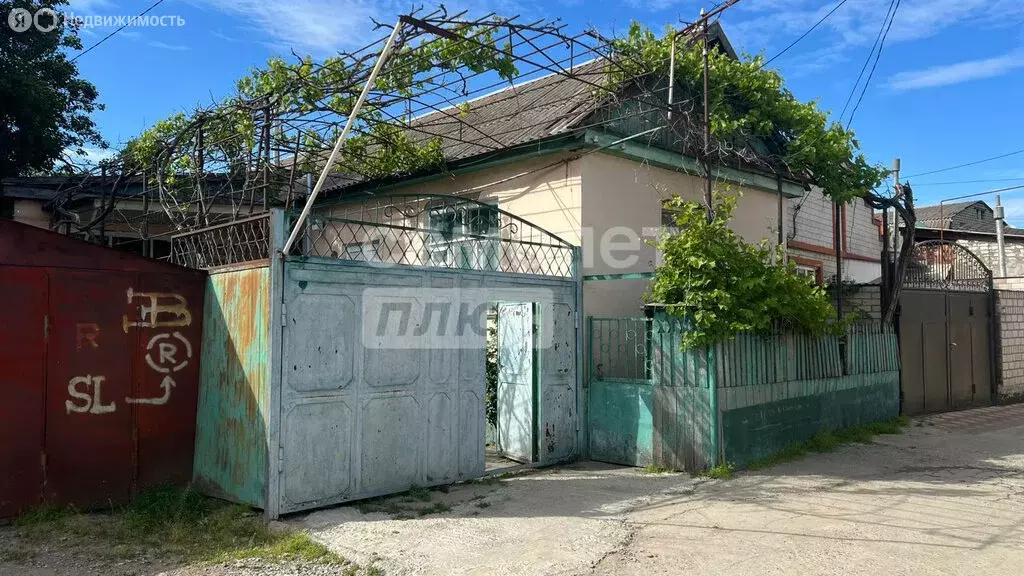 Дом в Махачкала, улица Рахматулаева, 14 (105 м) - Фото 0