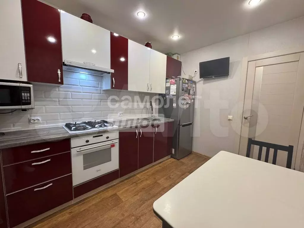 1-к. квартира, 35 м, 1/10 эт. - Фото 1