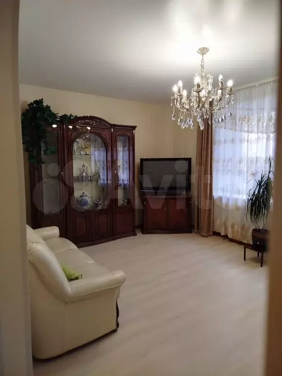 2-к. квартира, 76 м, 2/9 эт. - Фото 0