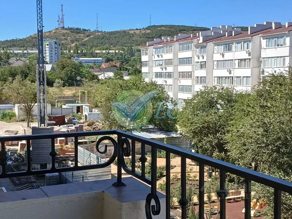 3-к кв. Крым, Феодосия пер. Индустриальный, 2к1 (85.3 м) - Фото 1