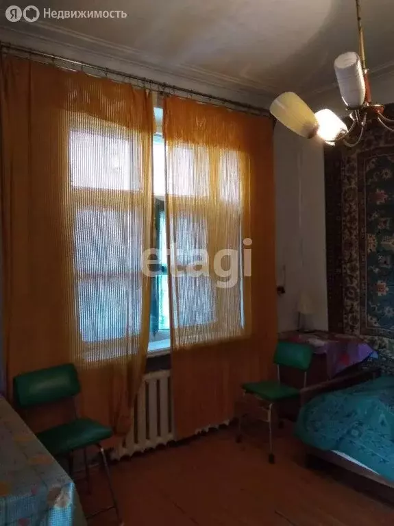 3-комнатная квартира: Прокопьевск, улица Селиванова, 5 (70 м) - Фото 1