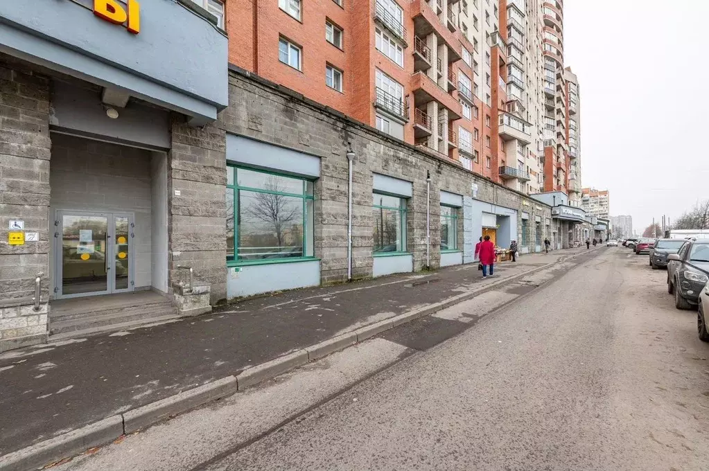 Помещение свободного назначения в Санкт-Петербург просп. Просвещения, ... - Фото 1