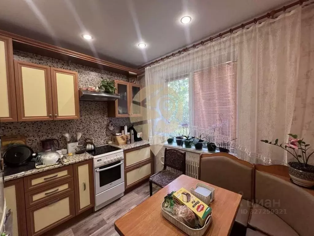 2-к кв. Белгородская область, Старый Оскол Королева мкр, 12 (52.6 м) - Фото 2