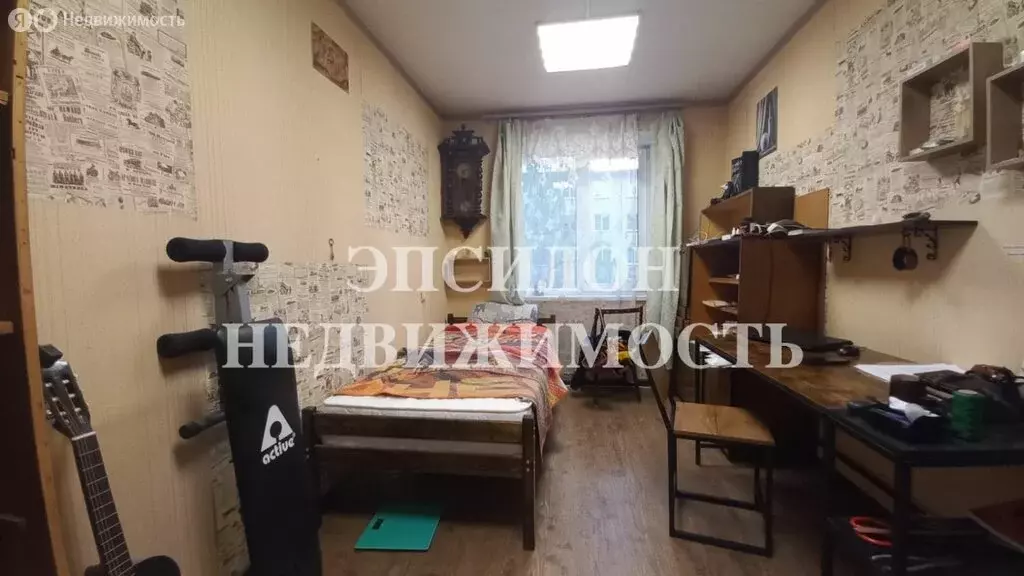 3-комнатная квартира: Курск, проспект Ленинского Комсомола, 58 (61.2 ... - Фото 0