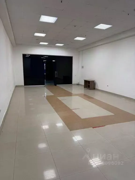 Помещение свободного назначения в Краснодарский край, Ейск Западная ... - Фото 1