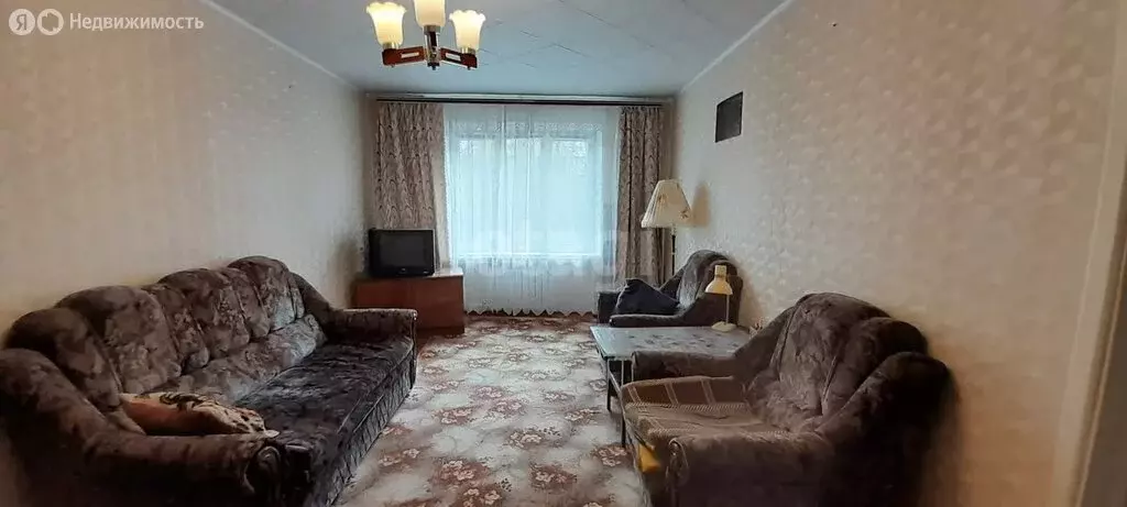 2-комнатная квартира: Златоуст, Таганайская улица, 10 (50.3 м) - Фото 0
