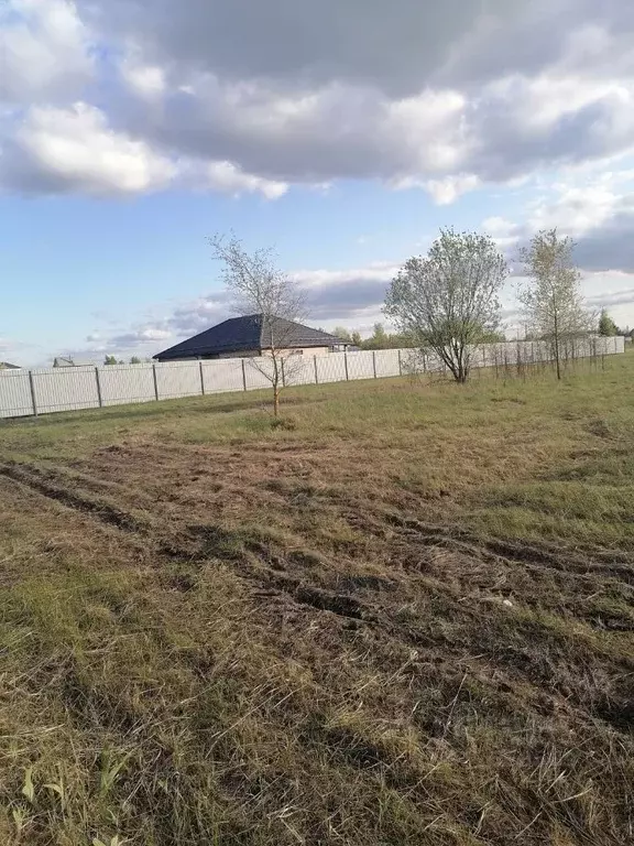 Участок в Рязанская область, Рязанский район, Дубровическое с/пос, с. ... - Фото 0