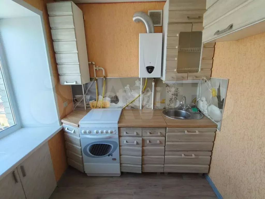 2-к. квартира, 42 м, 5/5 эт. - Фото 1