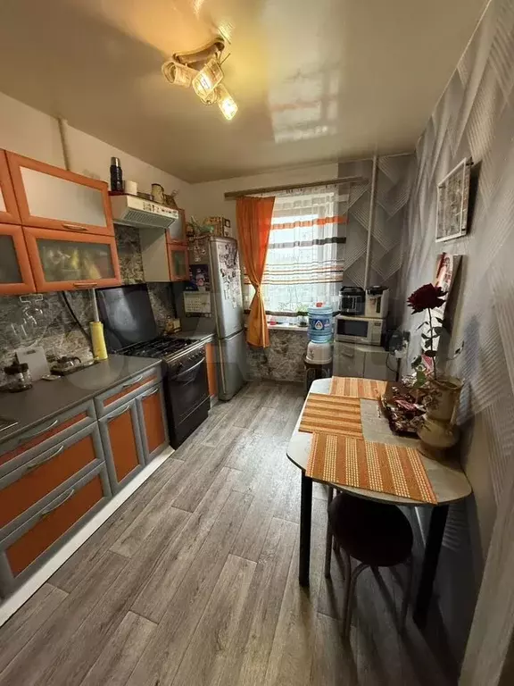 3-к. квартира, 66 м, 2/10 эт. - Фото 0