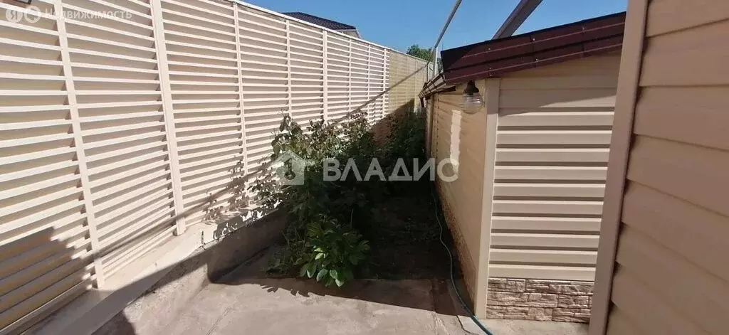 Дом в Ейск, Баррикадная улица (68 м) - Фото 1