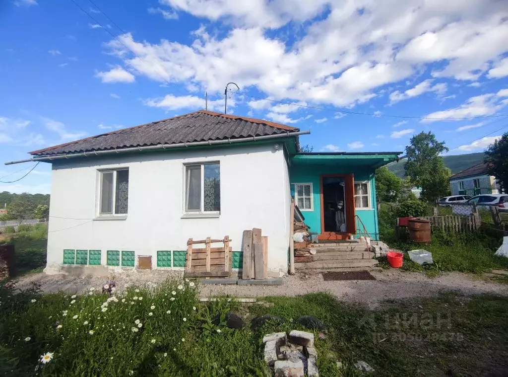 Дом в Приморский край, Партизанский муниципальный округ, с. ... - Фото 1